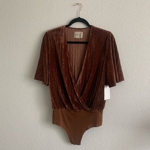 Moon River Velvet Bodysuit with Wrapped Bodice NWT